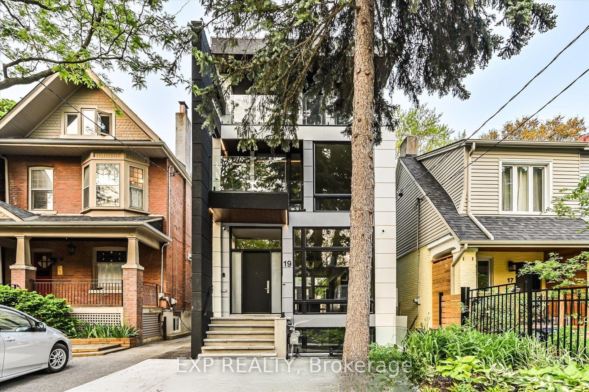19 Devon Road Lower #Lower, Toronto — Detached for lease, photo 1