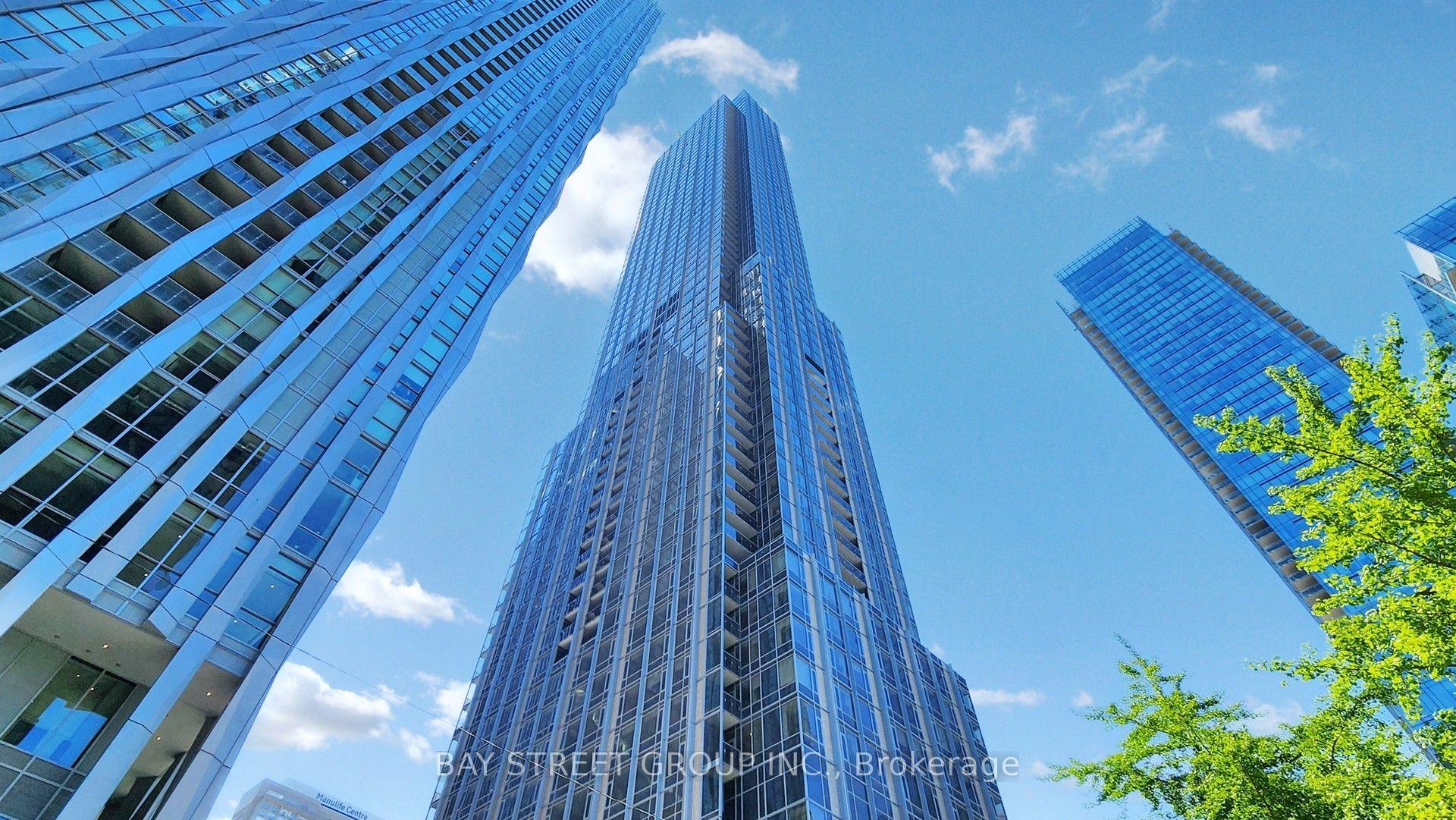 11 Yorkville Avenue 2312 #2312 — photo 1
