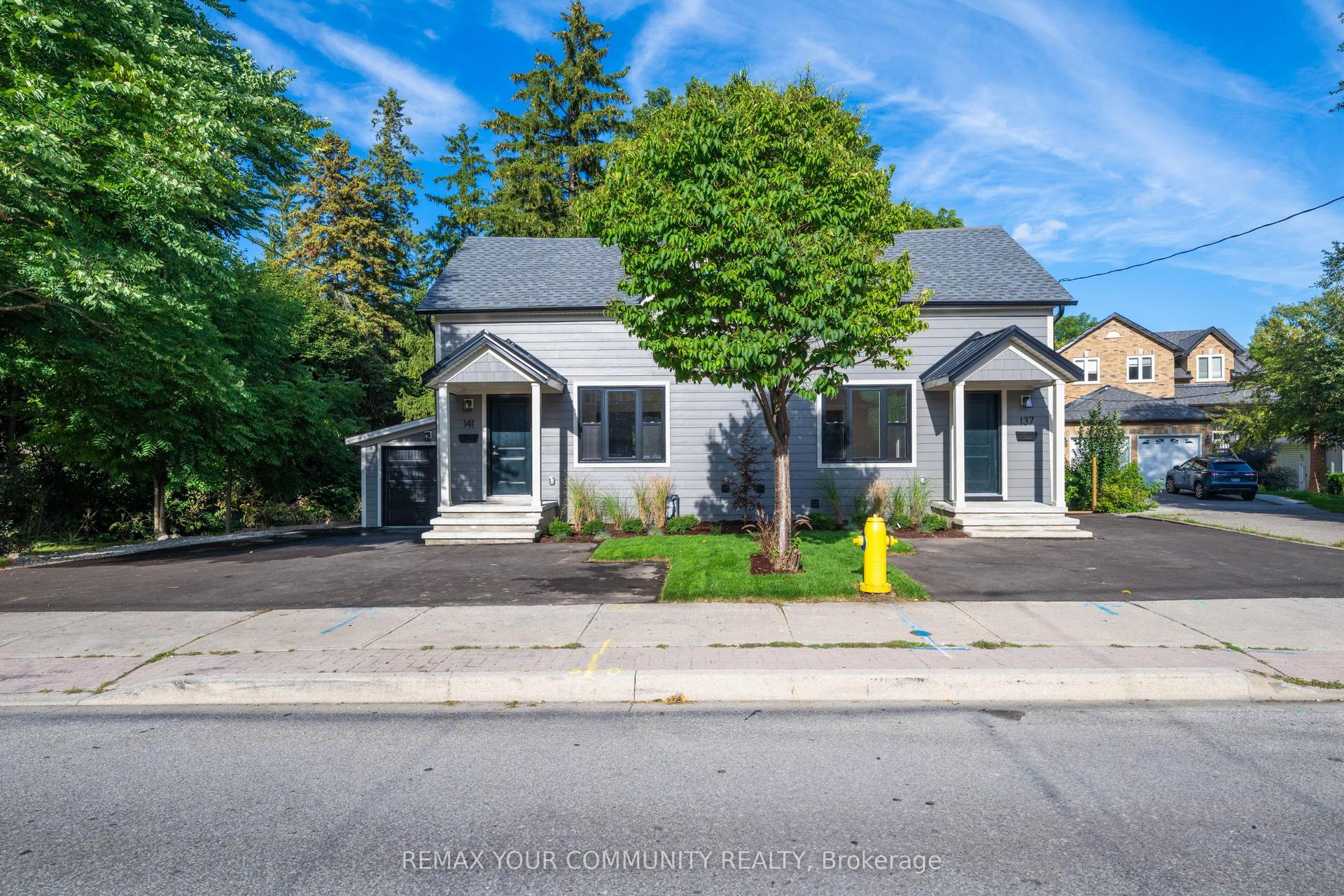 137 Clarence Street, Vaughan — Semi-Detached for lease, photo 1