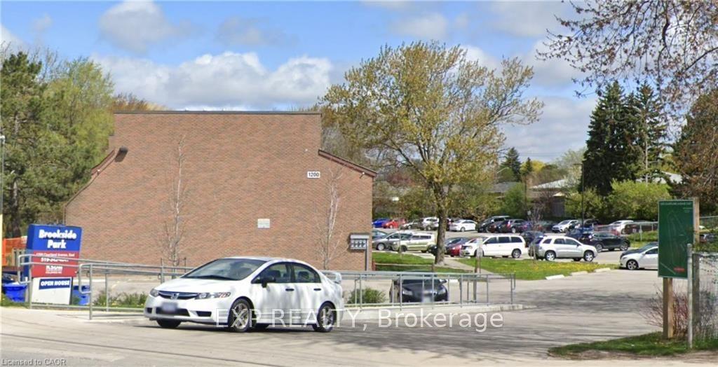 1200 COURTLAND Avenue 15 #15 — photo 1