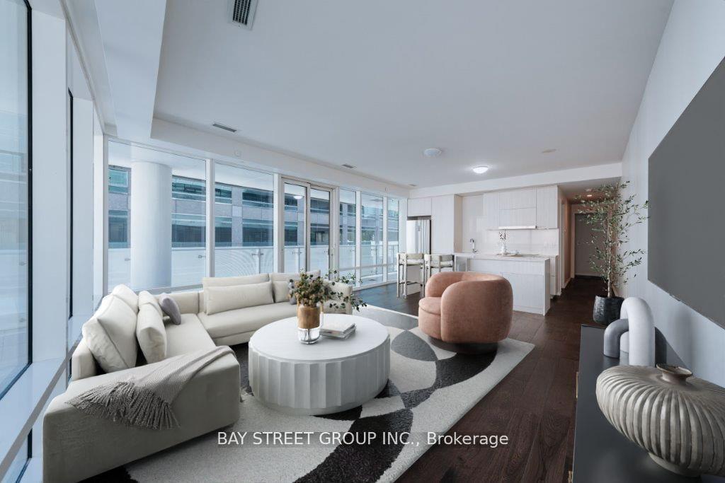 1 Bloor Street E 326 #326, Toronto — Condo for sale, photo 1