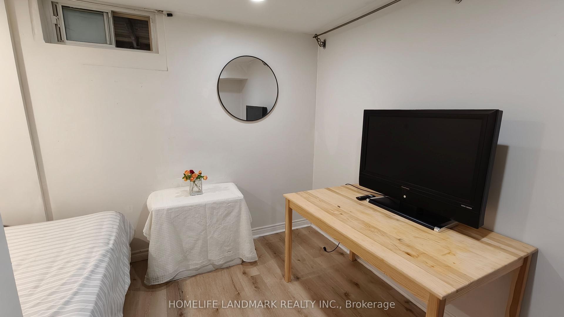 385 Marybay Crescent Basement #2 #Basement #2 — photo 1