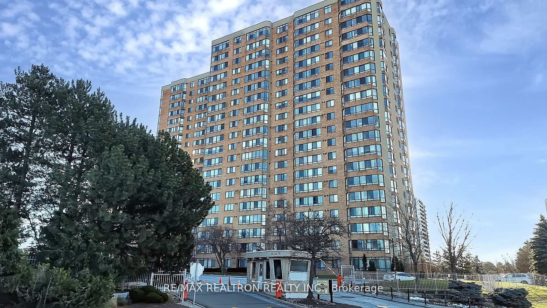 55 Bamburgh Circle 2008 #2008 — photo 1