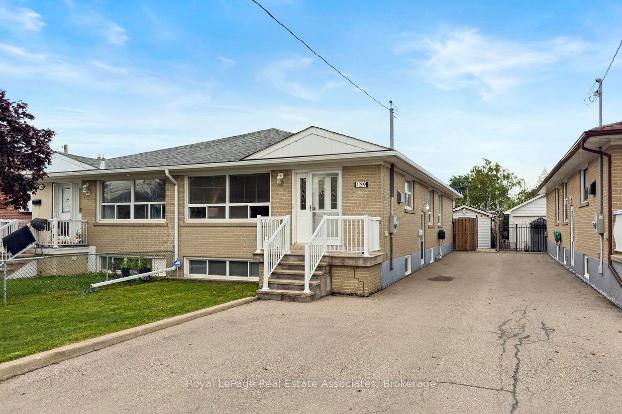 139 Vodden Street E, Brampton — Semi-Detached for sale, photo 1