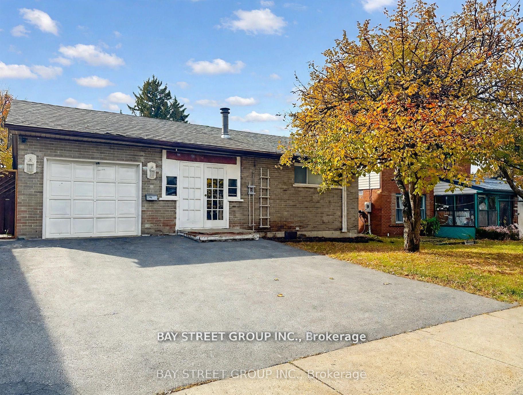5 Lockdare Street BSMT #BSMT, Toronto — Detached for lease, photo 1