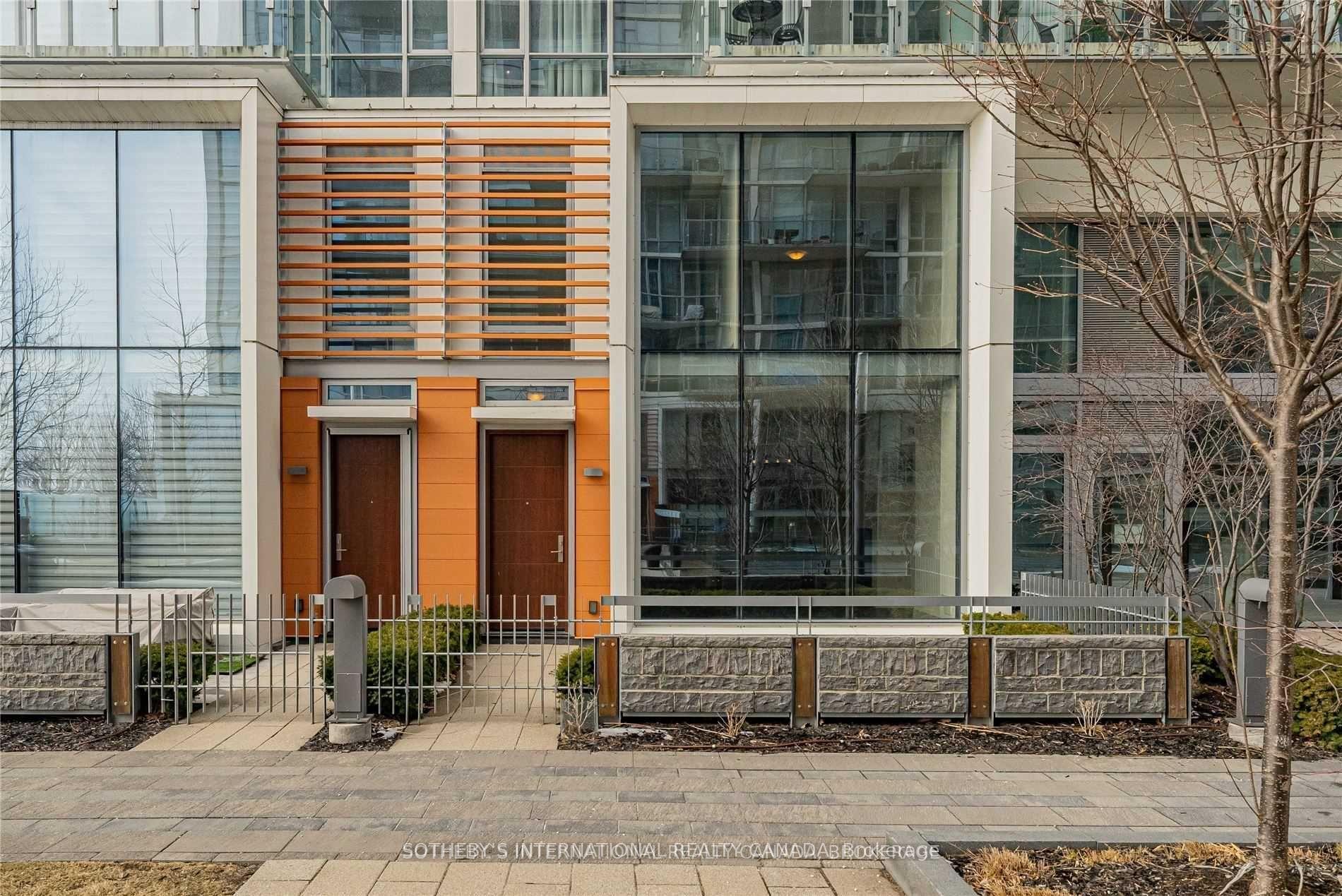 29 Queens Quay E TH-113 #TH-113, Toronto — Condo Town for lease, photo 1