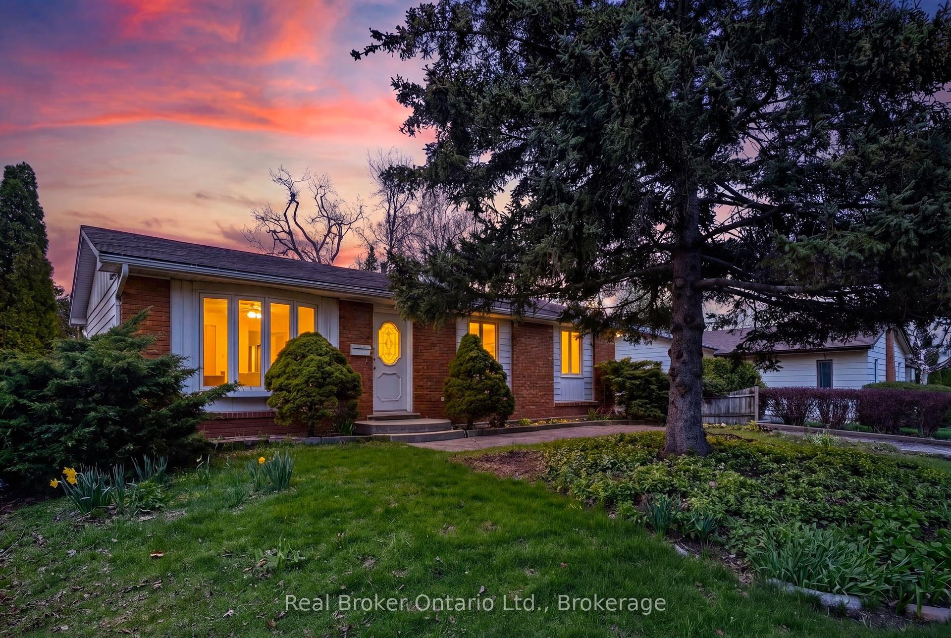 393 ENFIELD Road — photo 1