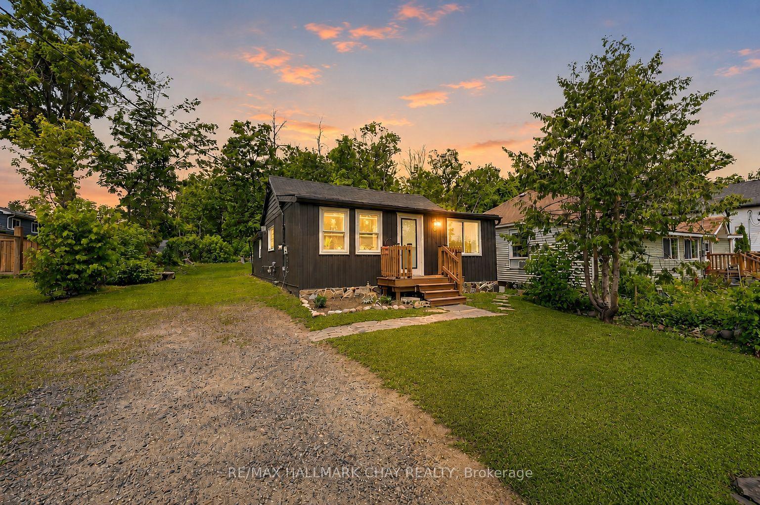 8 Myrtle Avenue, Oro-Medonte — Detached for sale, photo 1