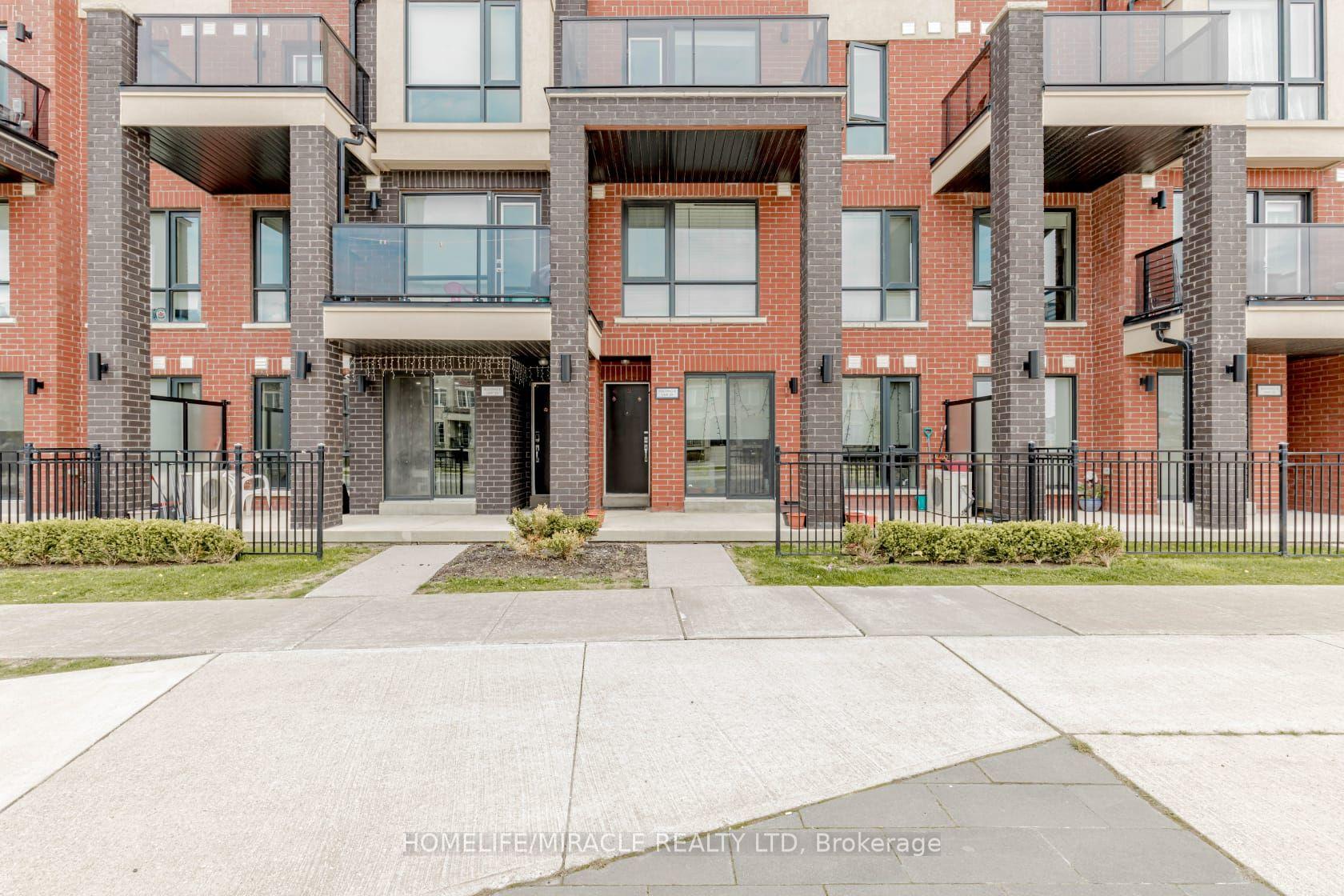 100 Dufay Road 29 #29 — photo 1