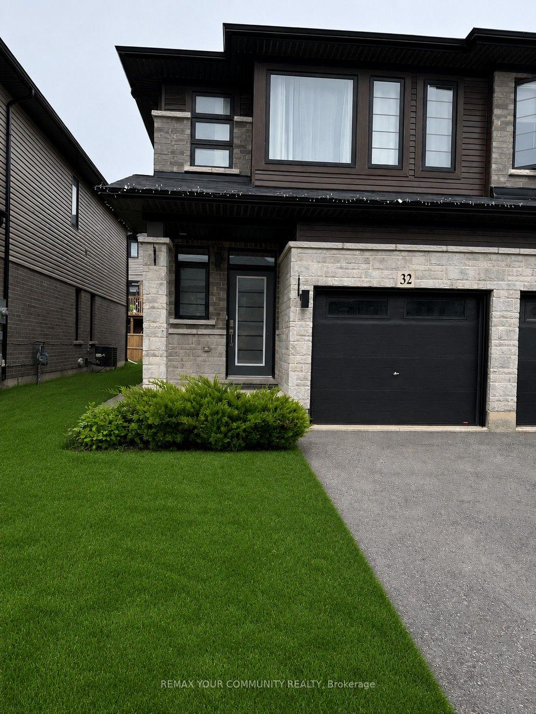 32 June Callwood Way — photo 1