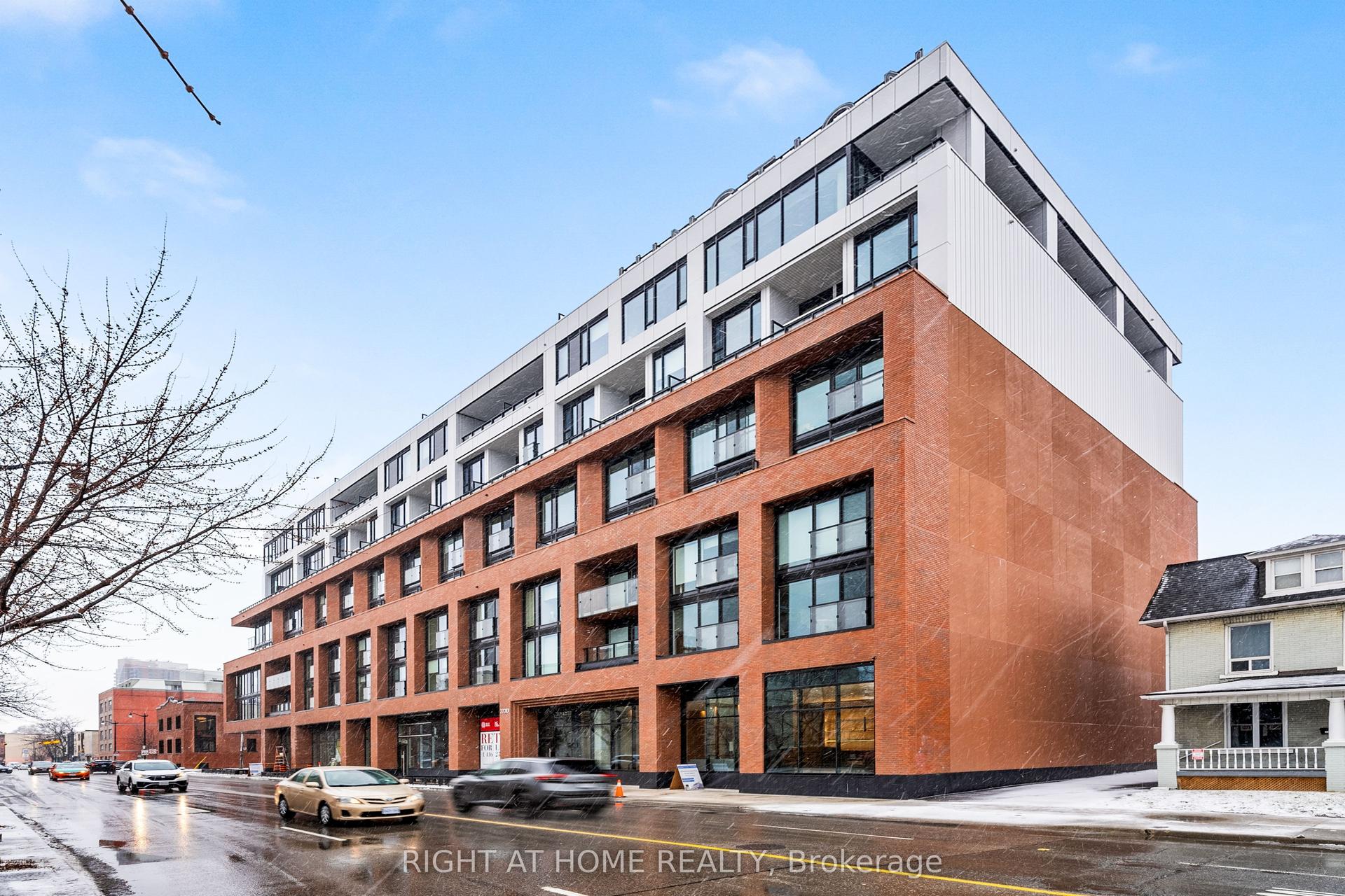 2720 Dundas Street 520 #520, Toronto — Condo for lease, photo 1