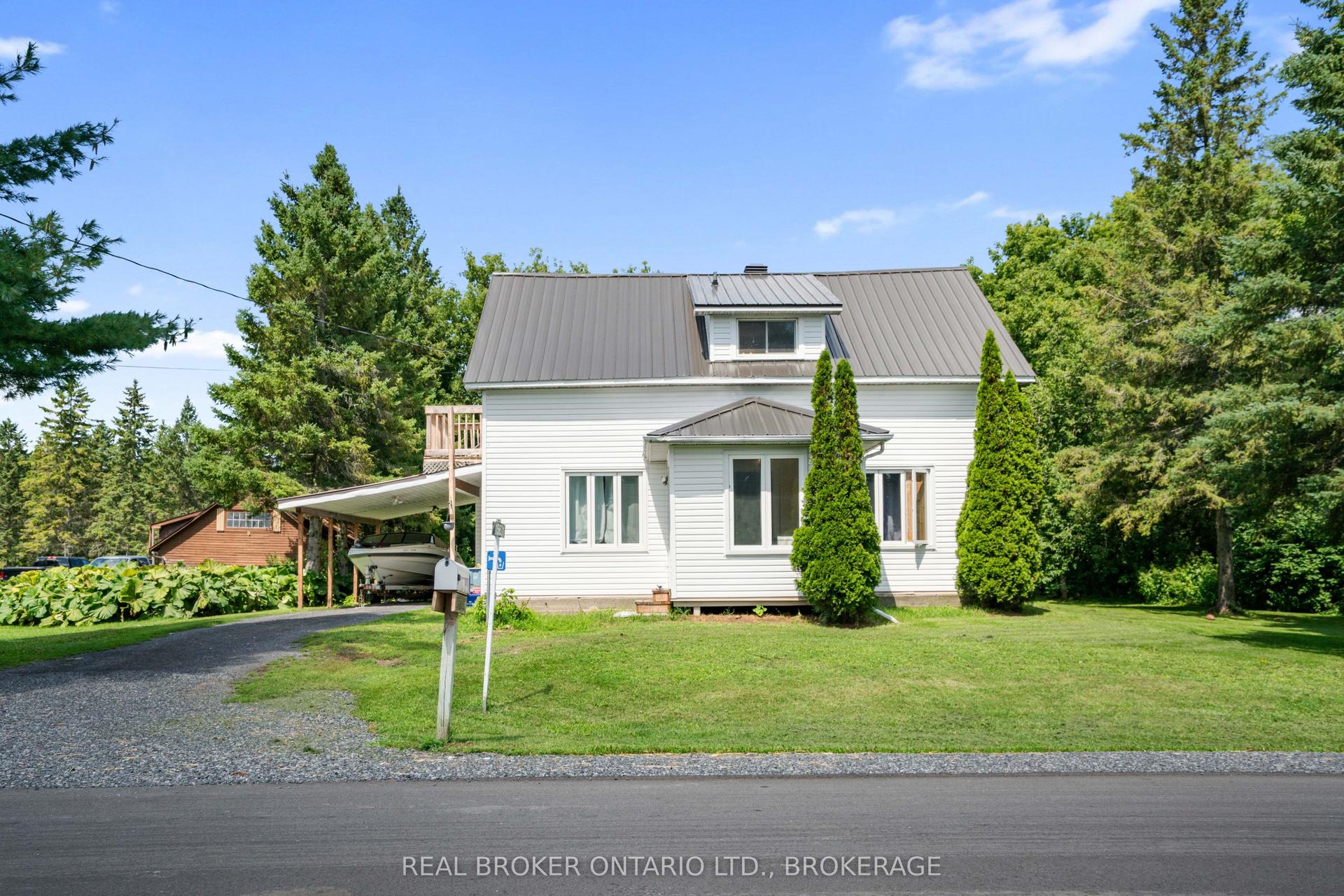 15631 Manning Road, South Stormont — Detached for sale, photo 1