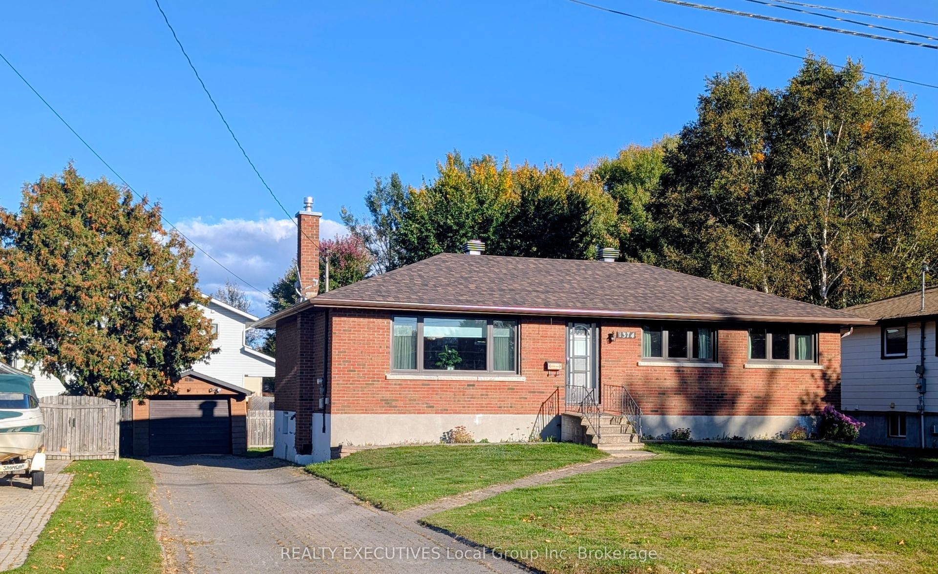 1374 Chapais Street, North Bay — Detached for sale, photo 1