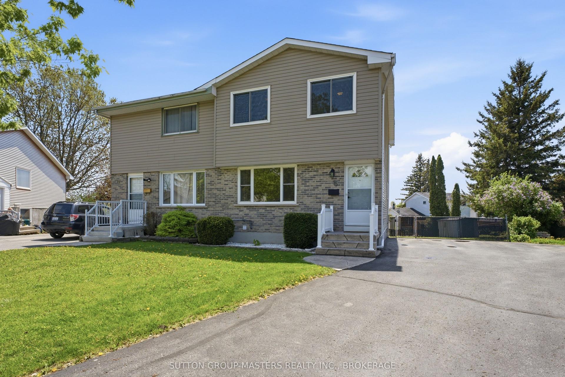 15 Camden Court — photo 1