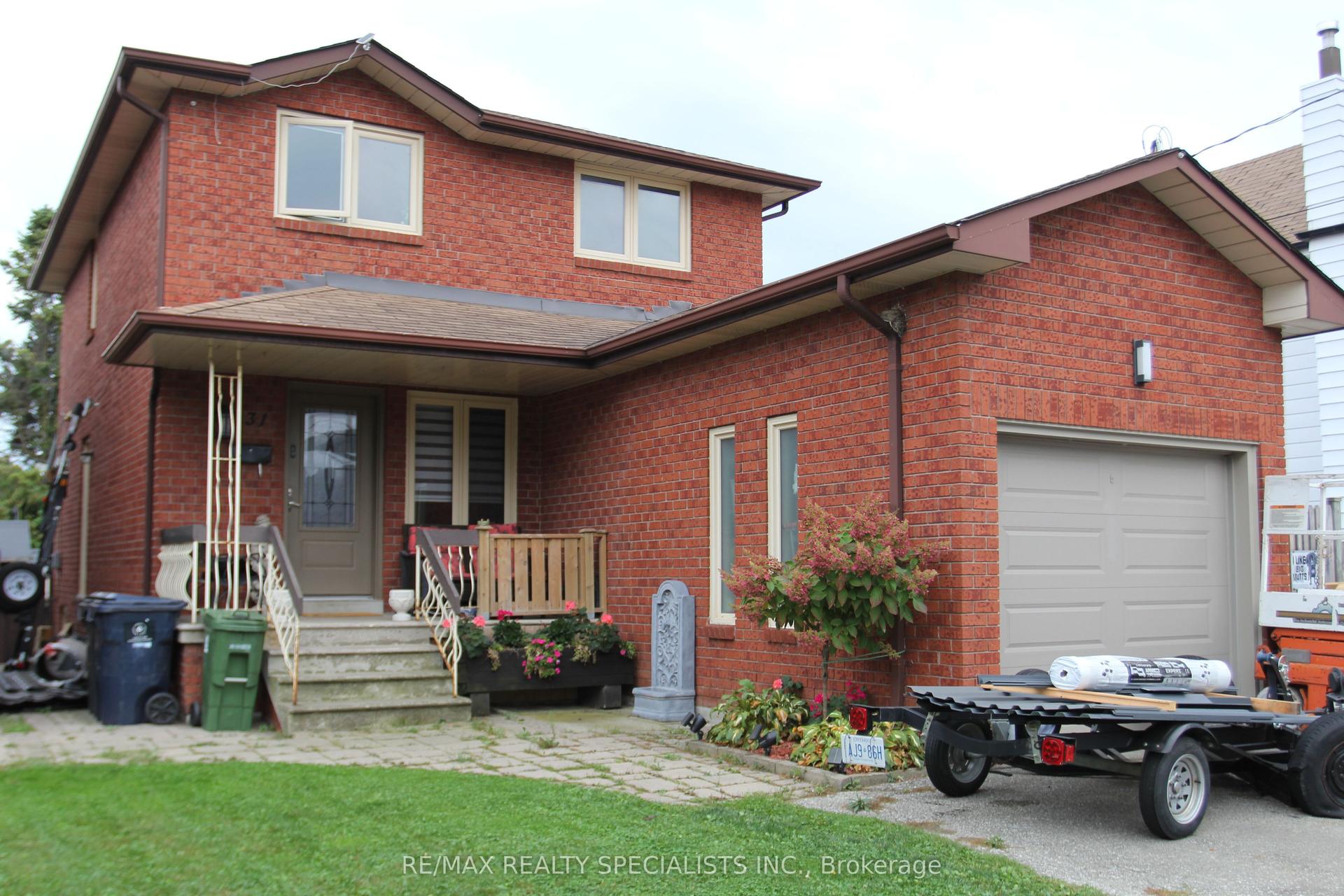 31 Laburnham Avenue, Toronto — Detached for sale, photo 1