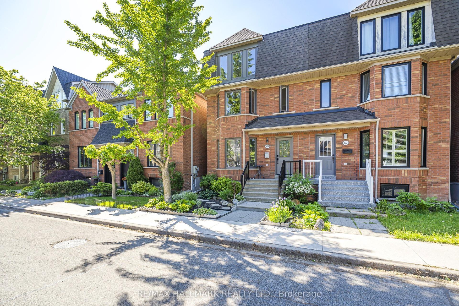 125 Viella Street Main/Base #Main/Base, Toronto — Semi-Detached for lease, photo 1
