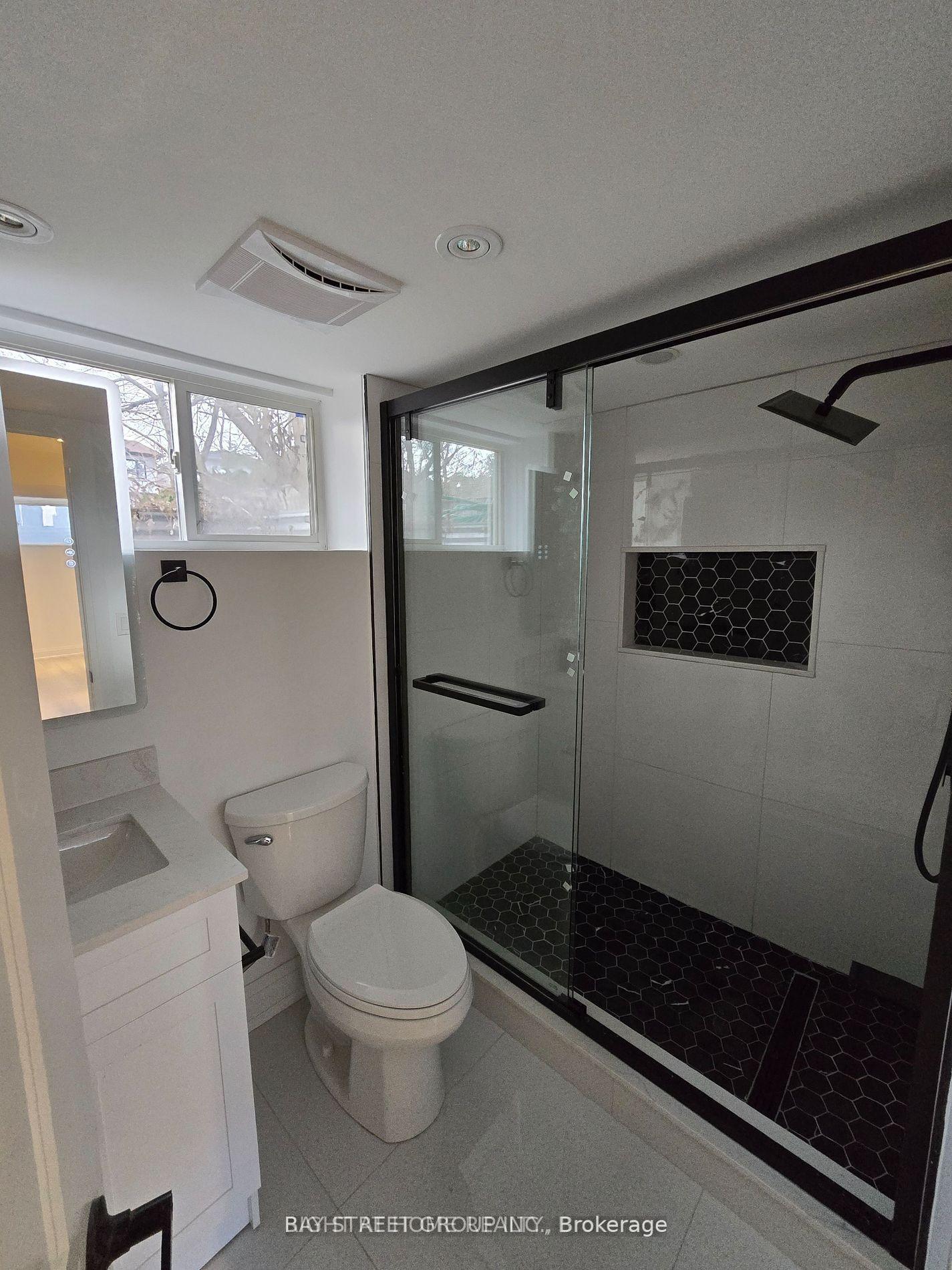 83 Florence Avenue — photo 1