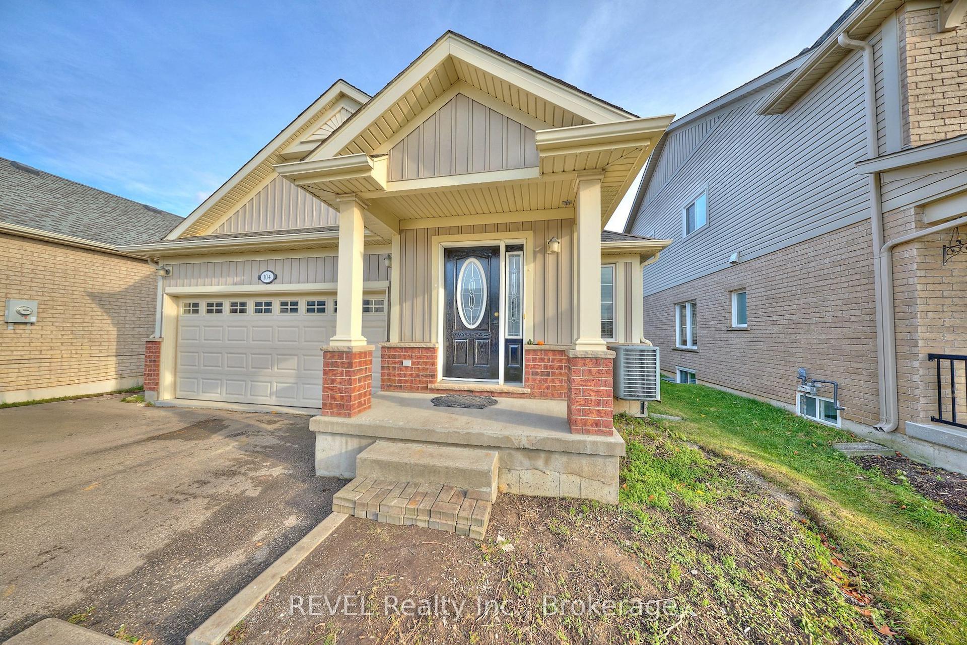 104 Tuliptree Road, Thorold — Detached for sale, photo 1