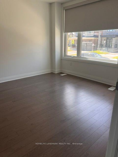 7 Wisla Avenue — photo 1