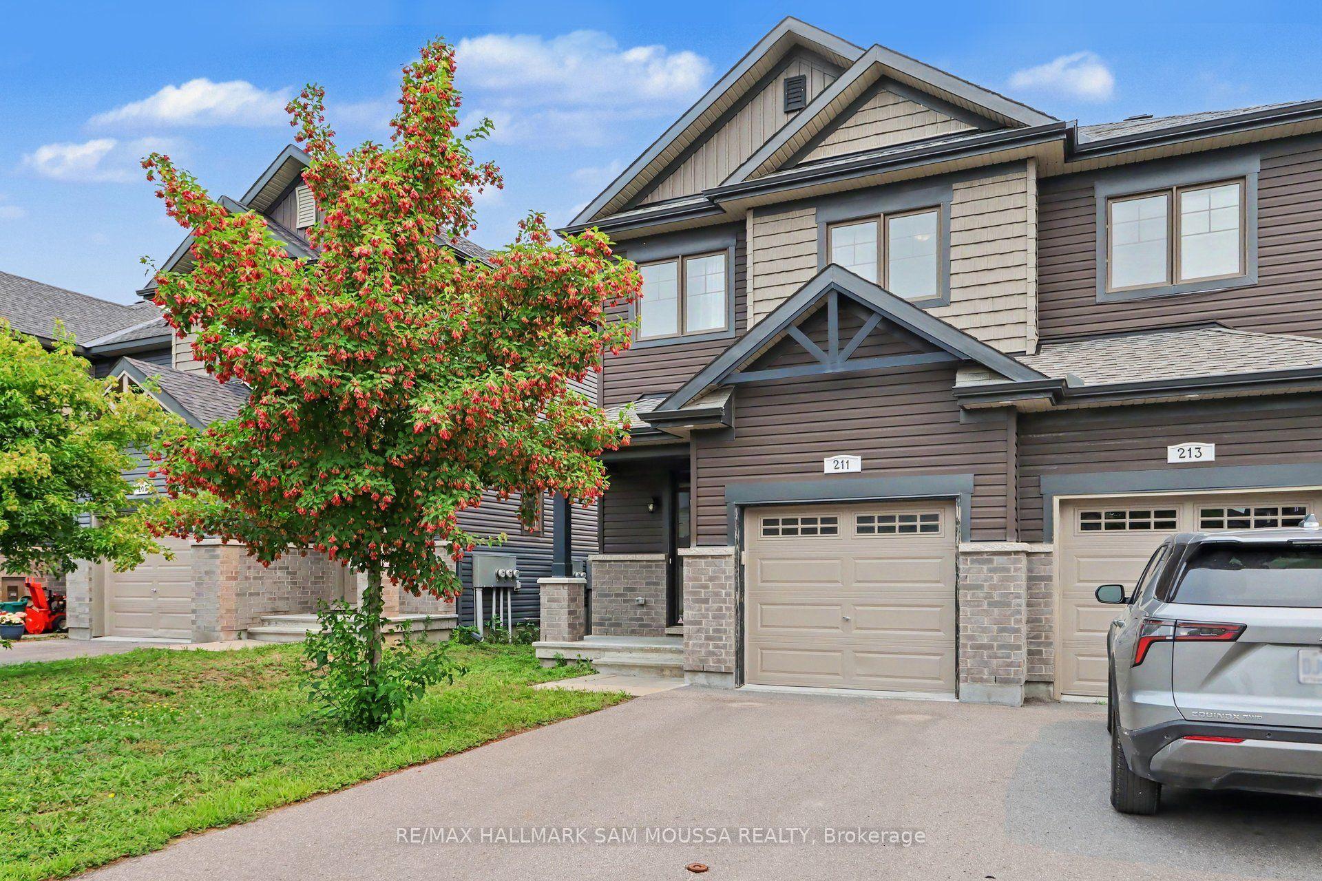 211 Tim Sheehan Place, Kanata — Townhouse for lease, photo 1