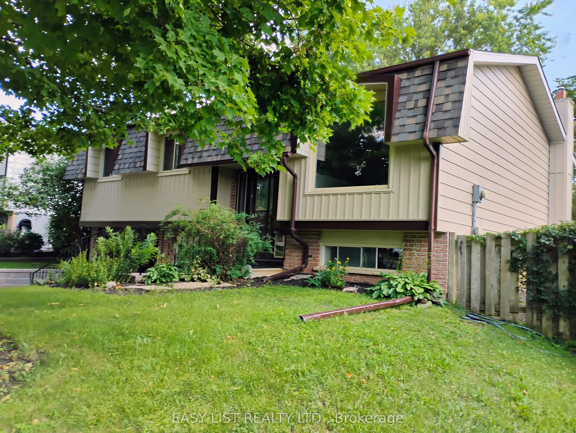 2651 Marsdale Drive, Peterborough — Detached for sale, photo 1