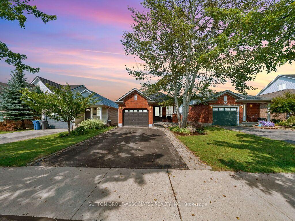 396 Grange Road, Guelph — Detached for sale, photo 1