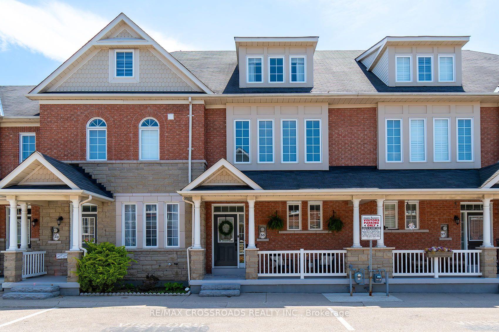 35 Torr Lane — photo 1