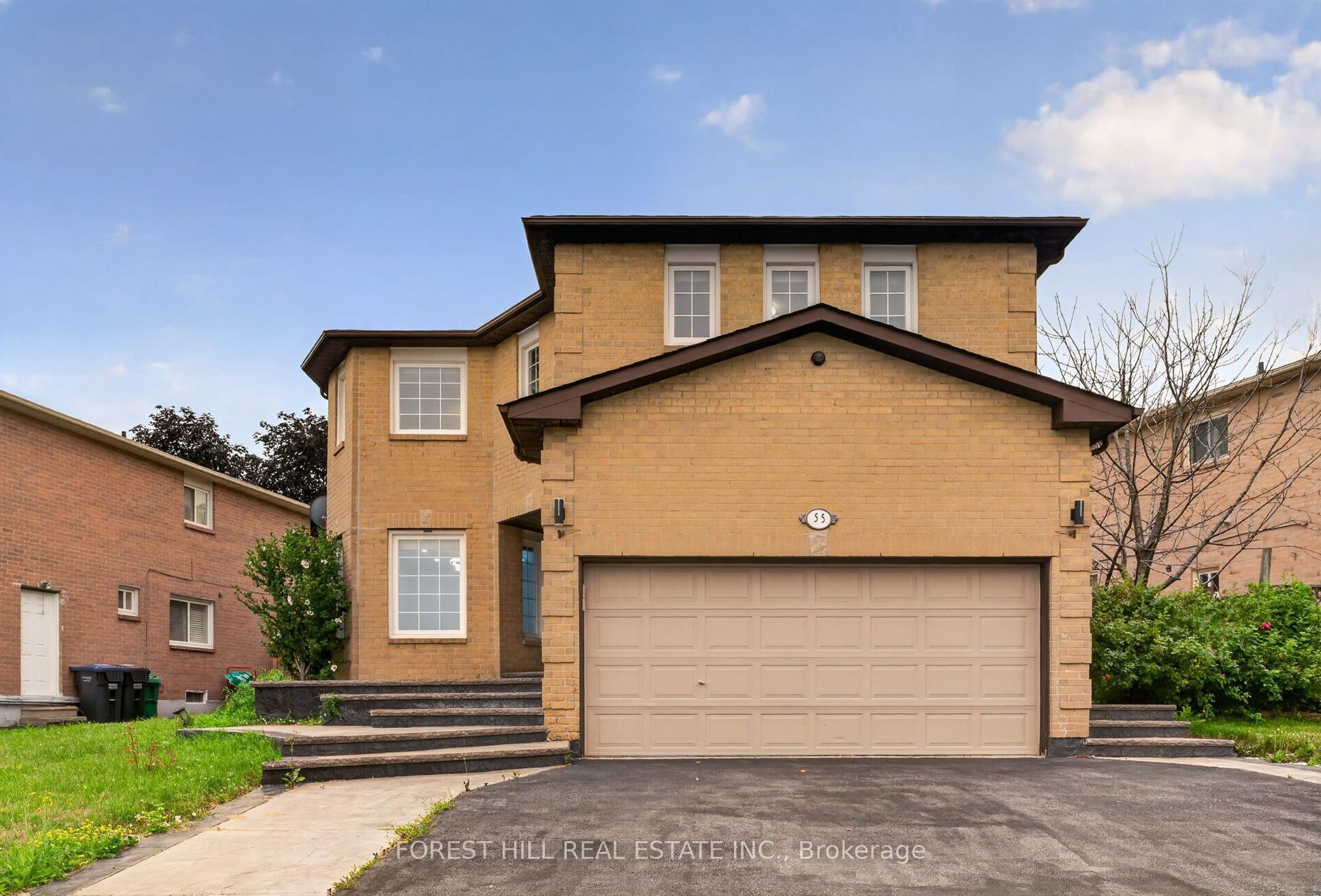 55 Castlehill Road, Brampton — Detached for sale, photo 1
