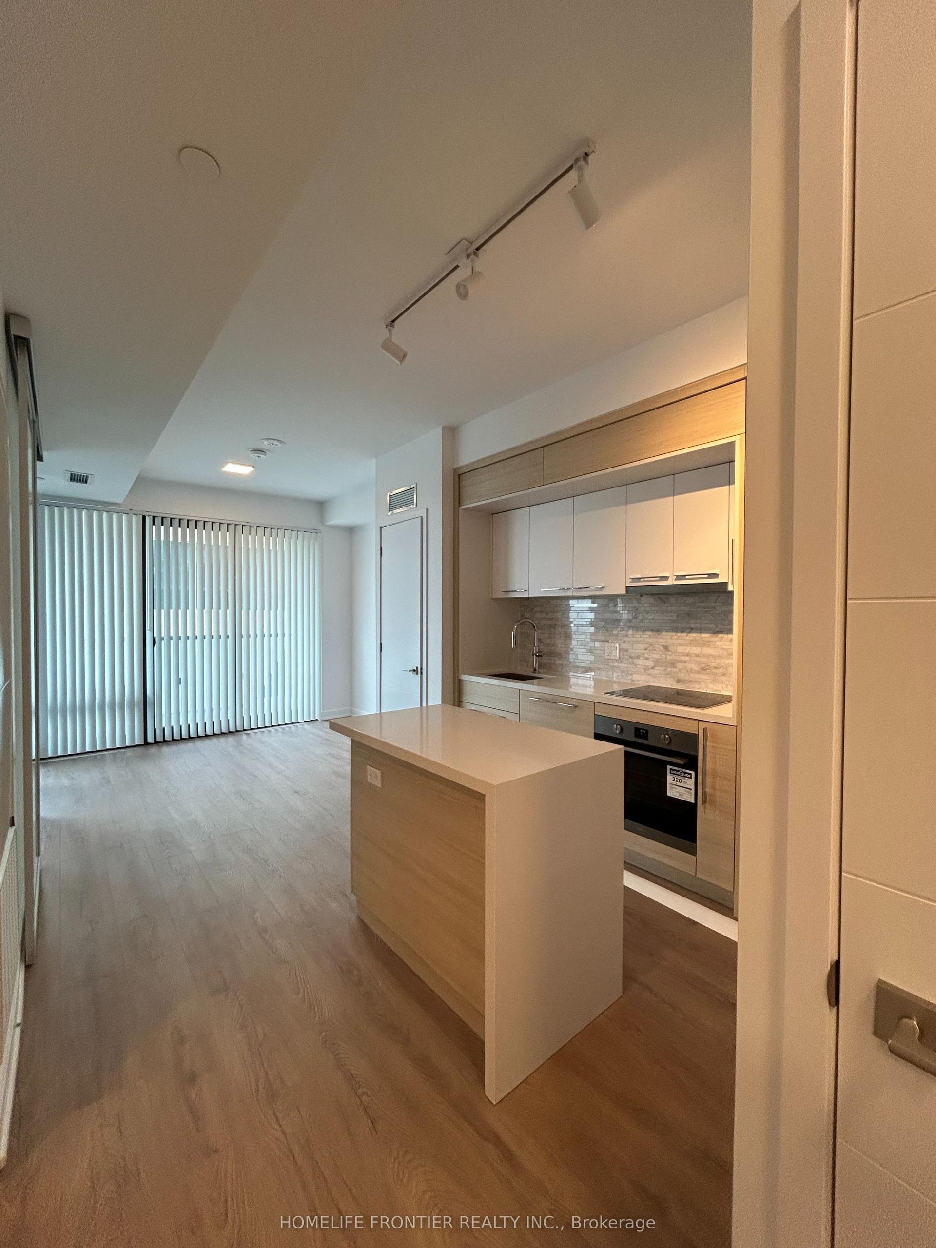 29 Green Trail Court 906 #906 — photo 1