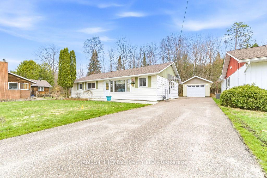 96 Glendale Avenue, Deep River — Detached for sale, photo 1