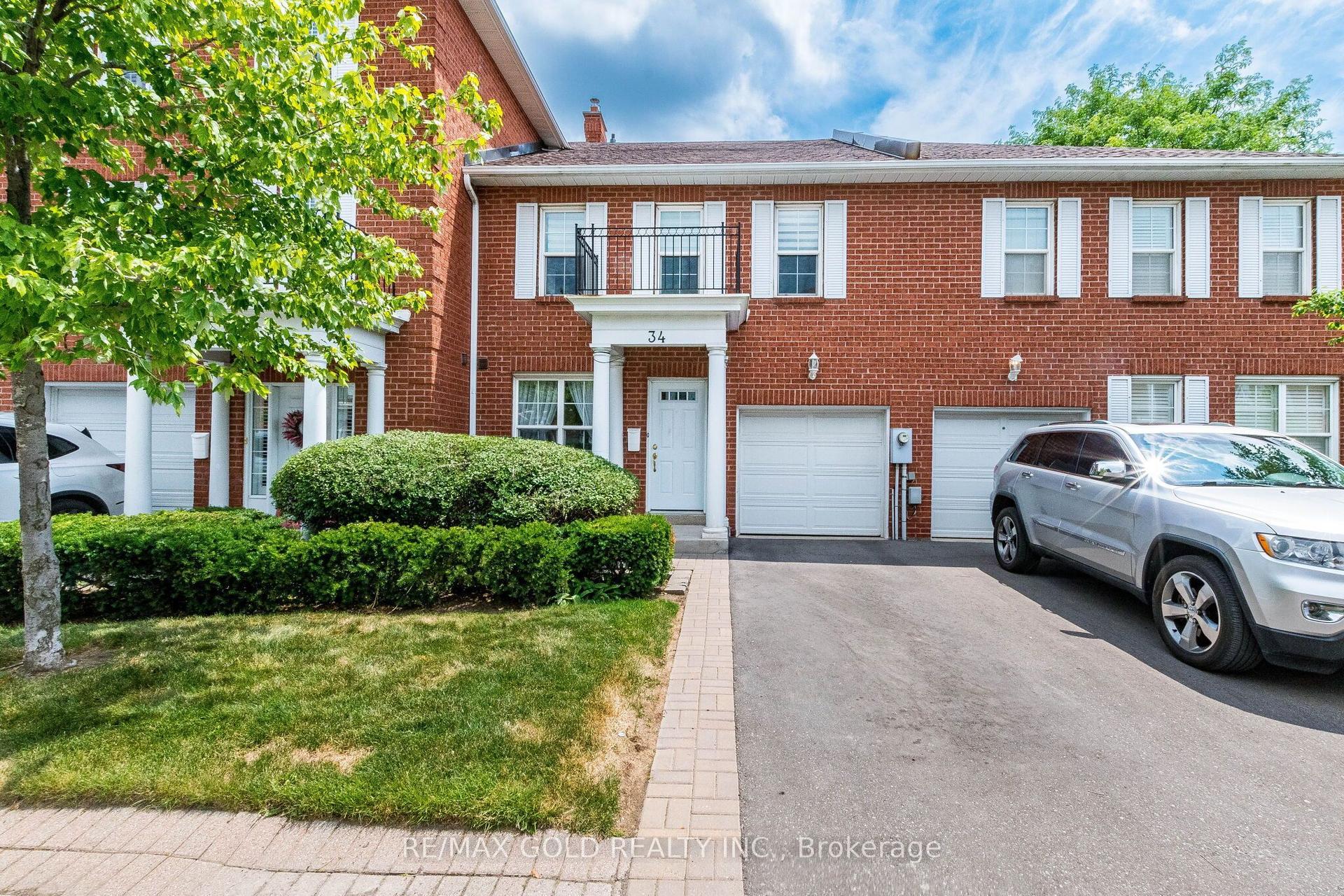 34 Stornwood Court 34 #34, Brampton — Condo Town for sale, photo 1