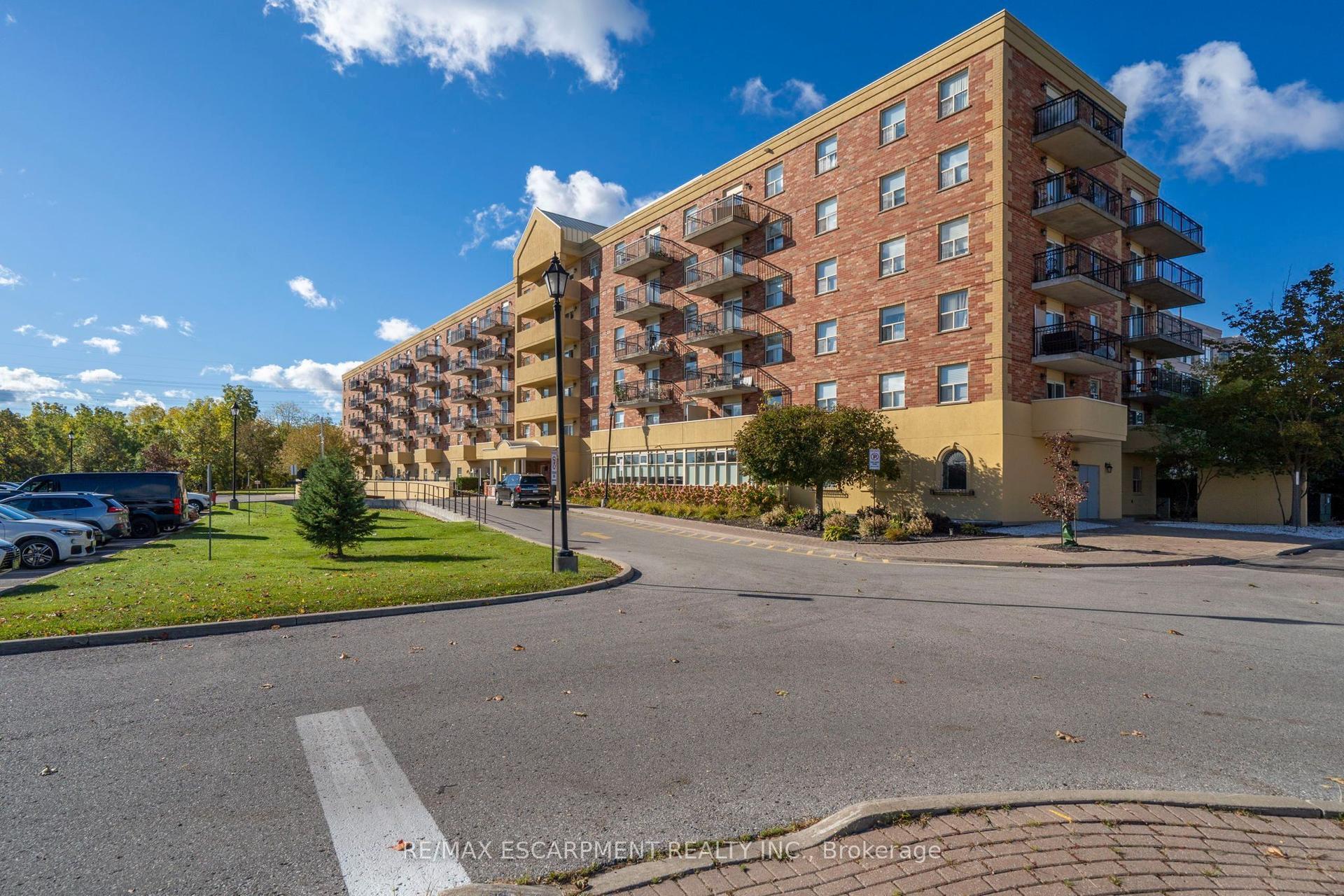 7373 Martingrove Road 223 #223, Vaughan — Condo for sale, photo 1