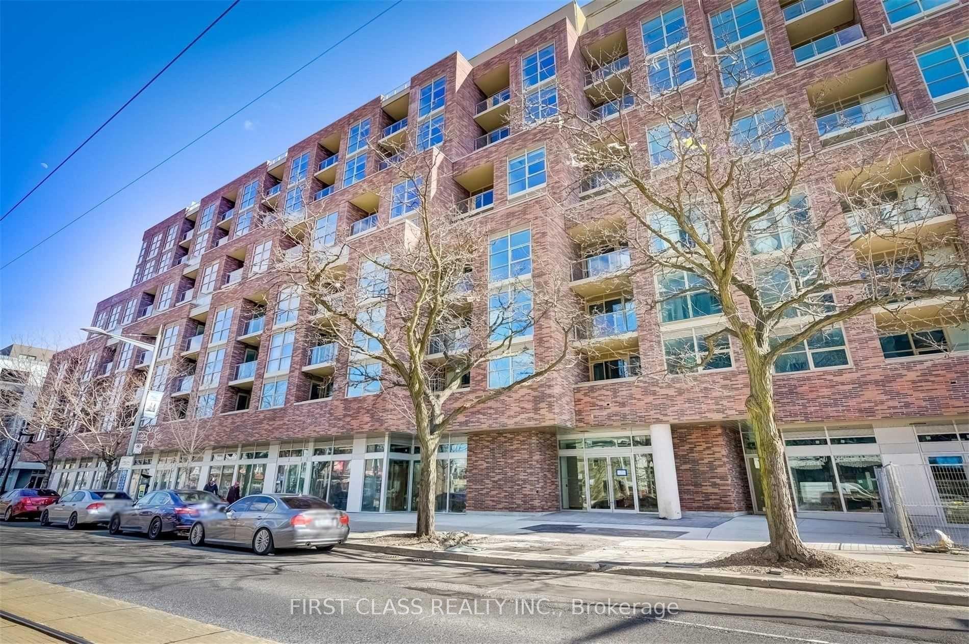 1787 St Clair Avenue W 809 #809 — photo 1