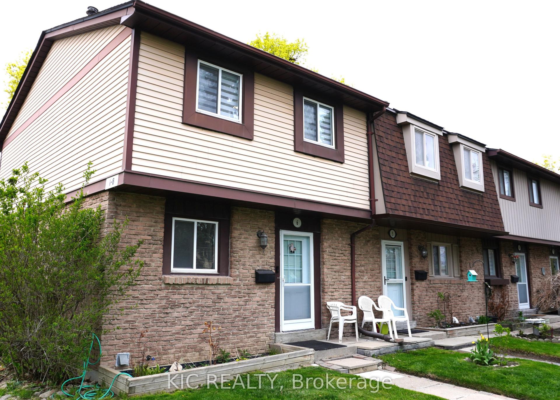 93 Hansen Road N 6 #6 — photo 1