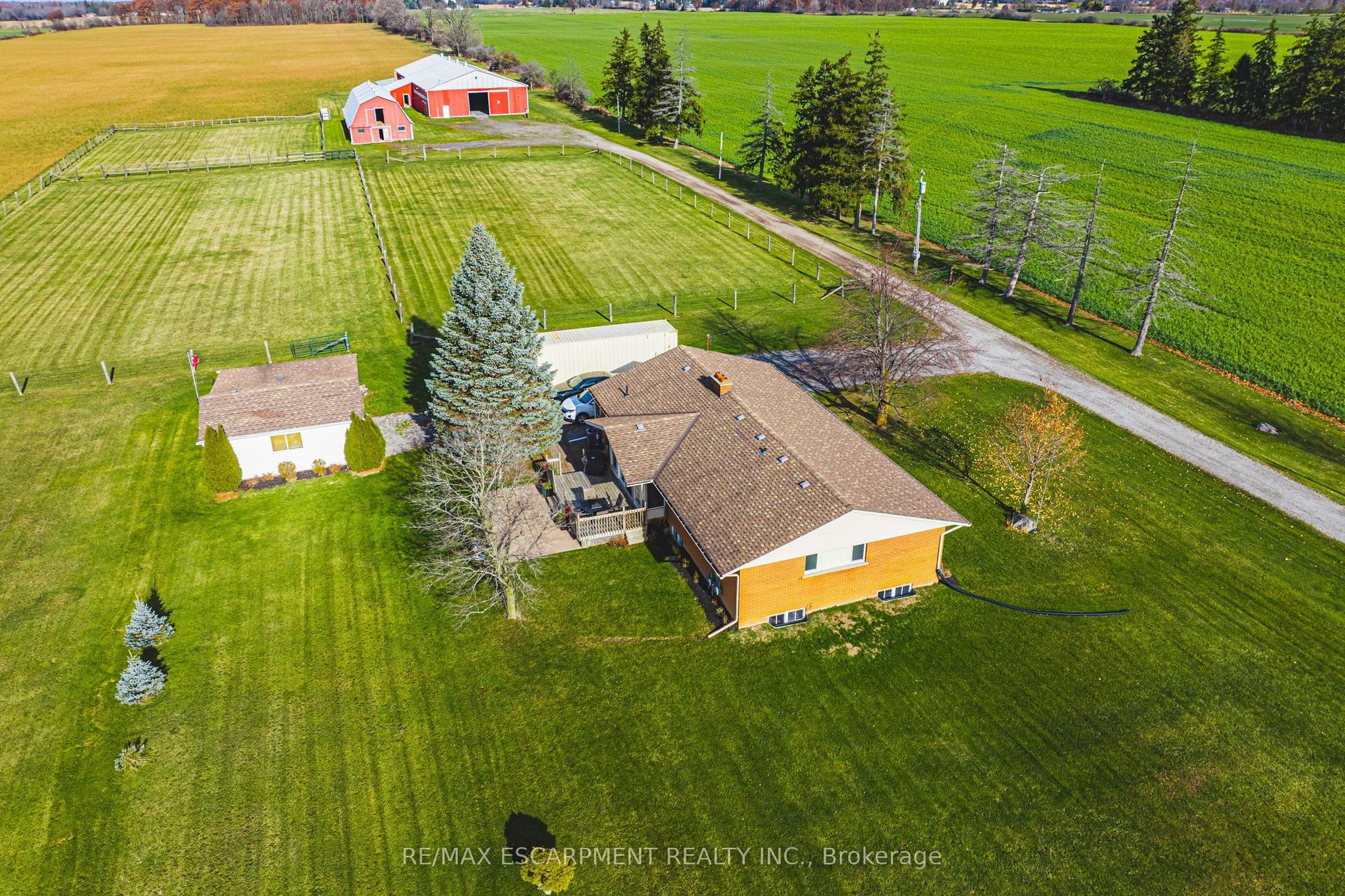 2276 Binbrook Road — photo 1