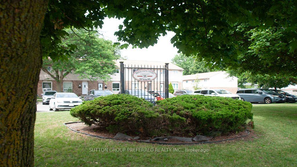 311 Vesta Road 16 #16, London East — Condo Town for sale, photo 1