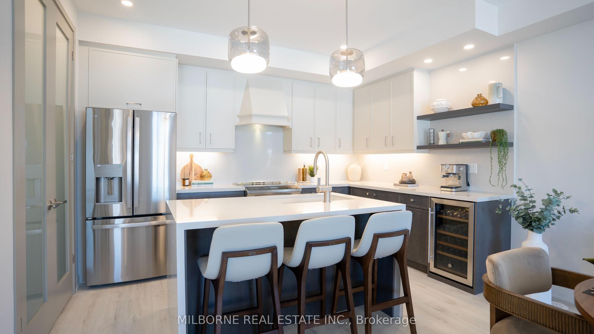 8 Arthur Plaxon Way — photo 1