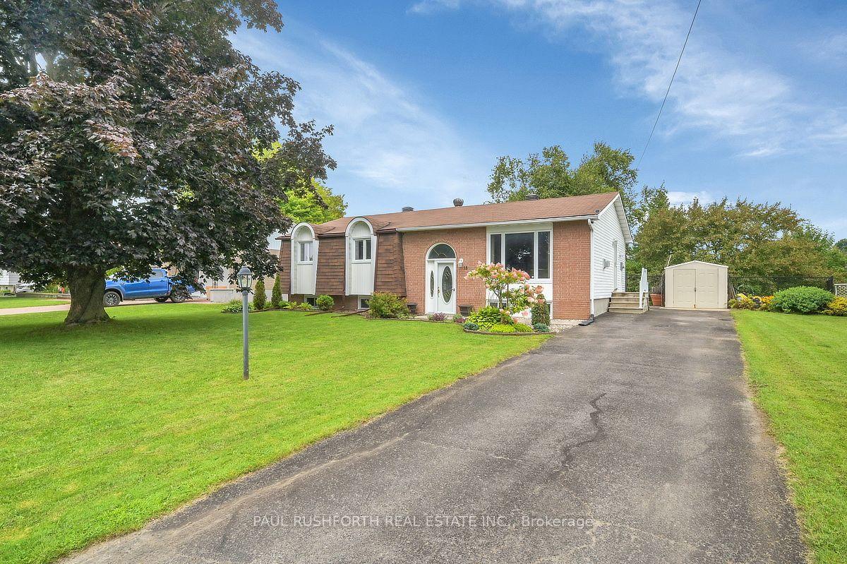 18 Dollard Street, Russell — Detached for sale, photo 1