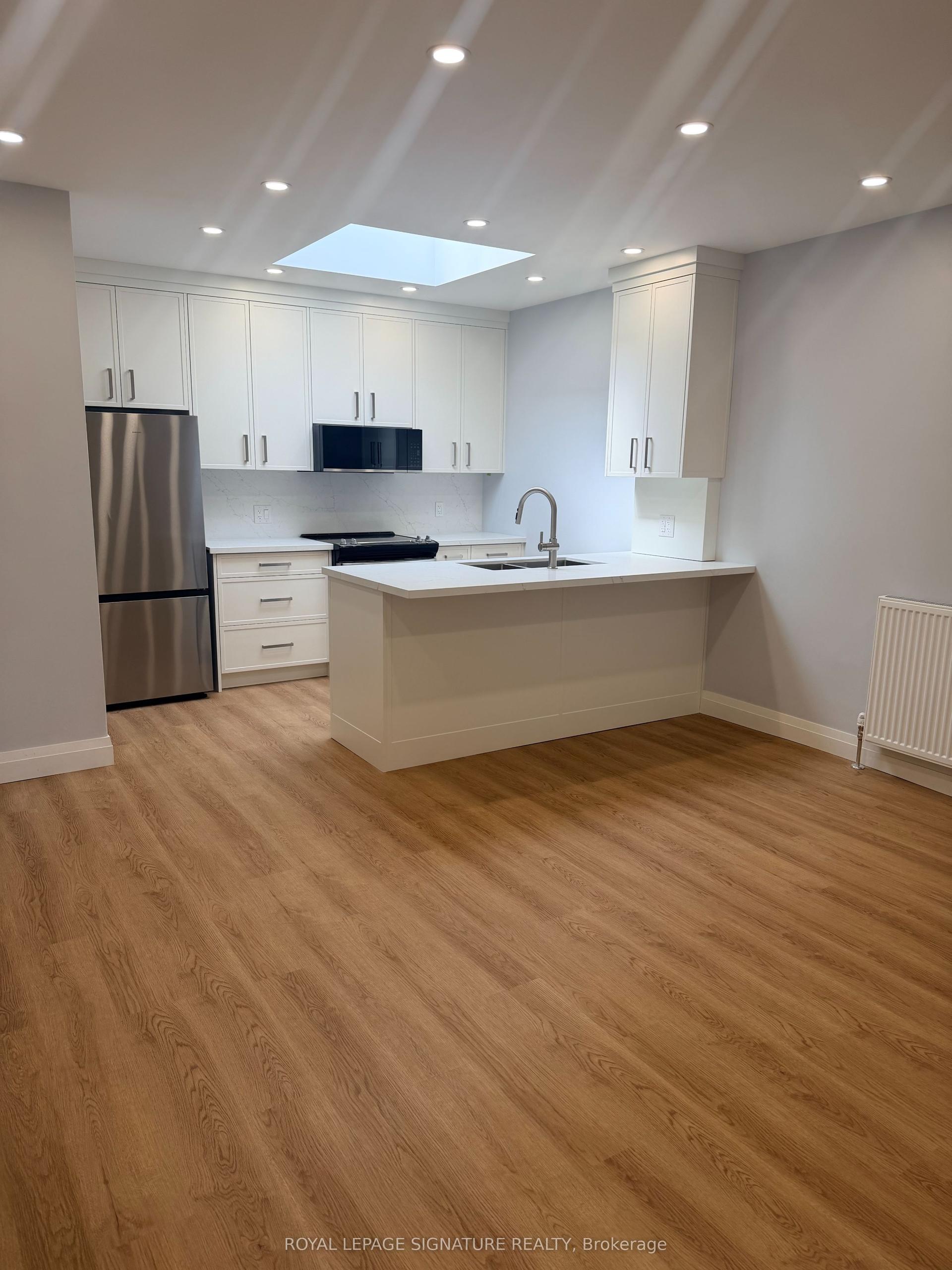 1727A Bayview Avenue 2 #2 — photo 1
