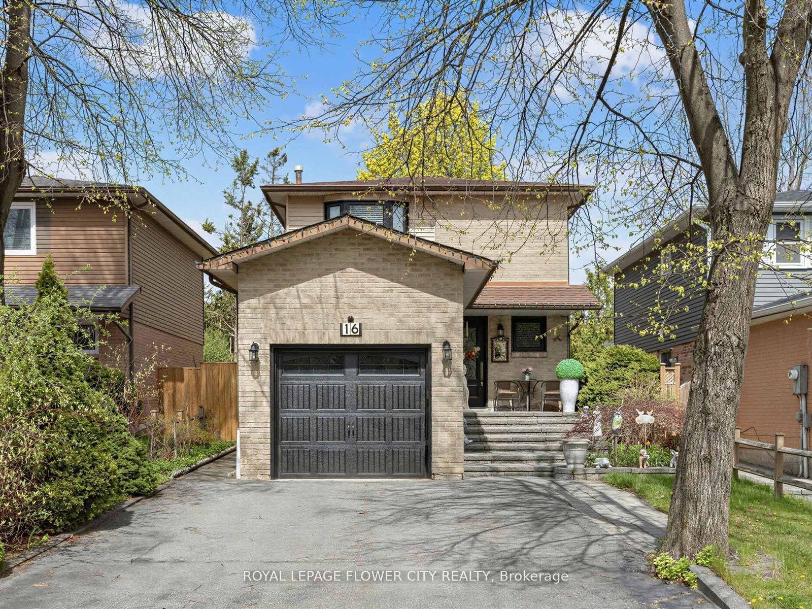16 Blossom Avenue — photo 1