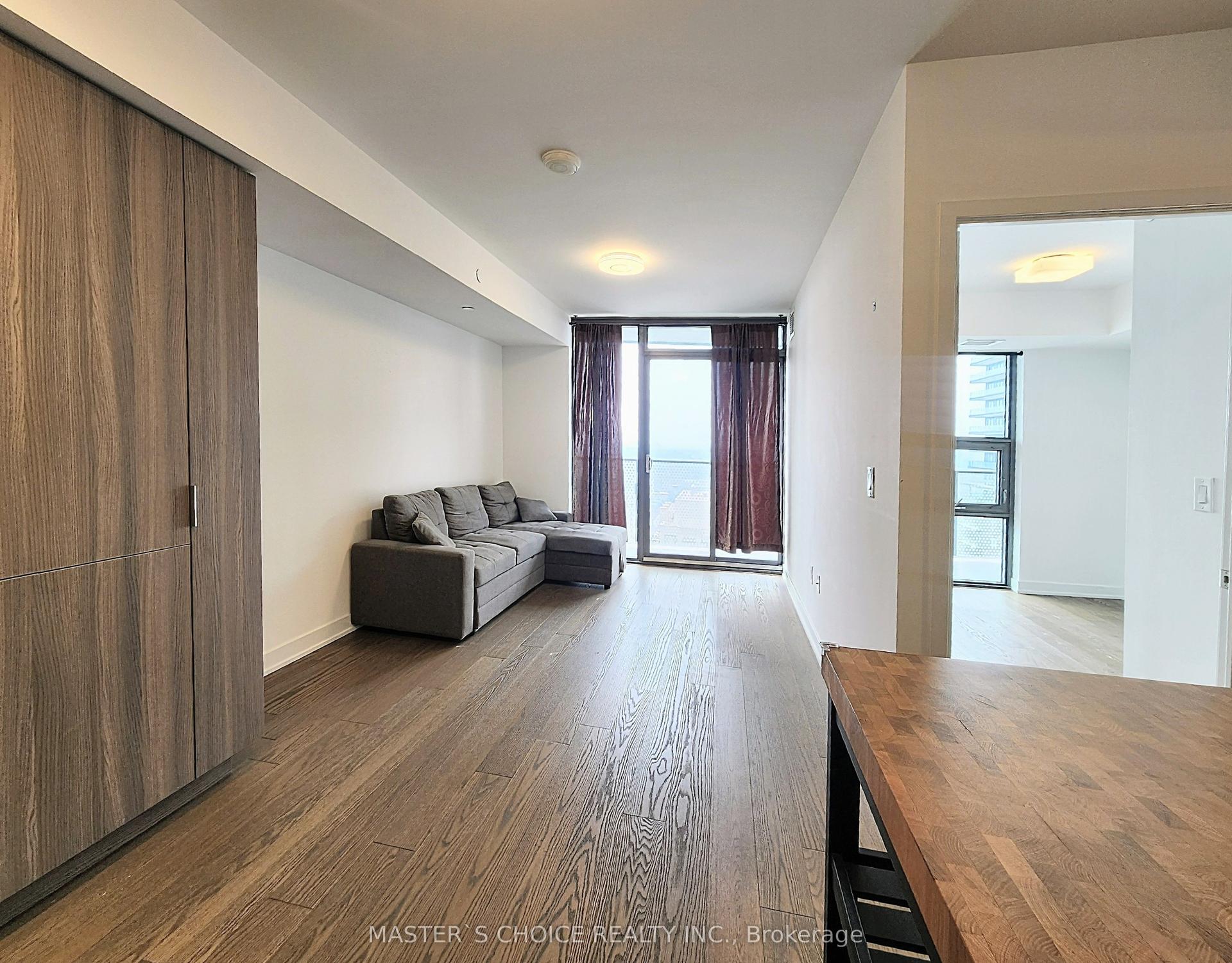 11 Wellesley Street W 3407 #3407, Toronto — Condo for lease, photo 1