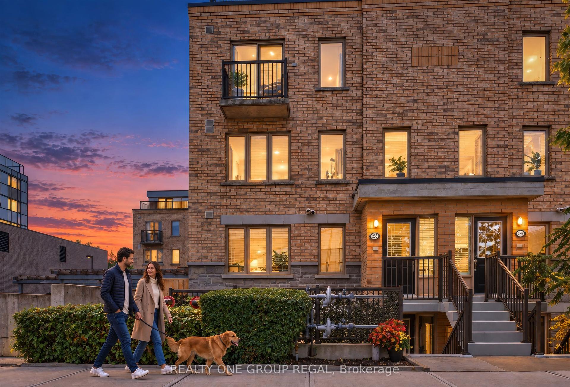 6 Foundry Avenue 155 #155, Toronto — Condo Town for sale, photo 1