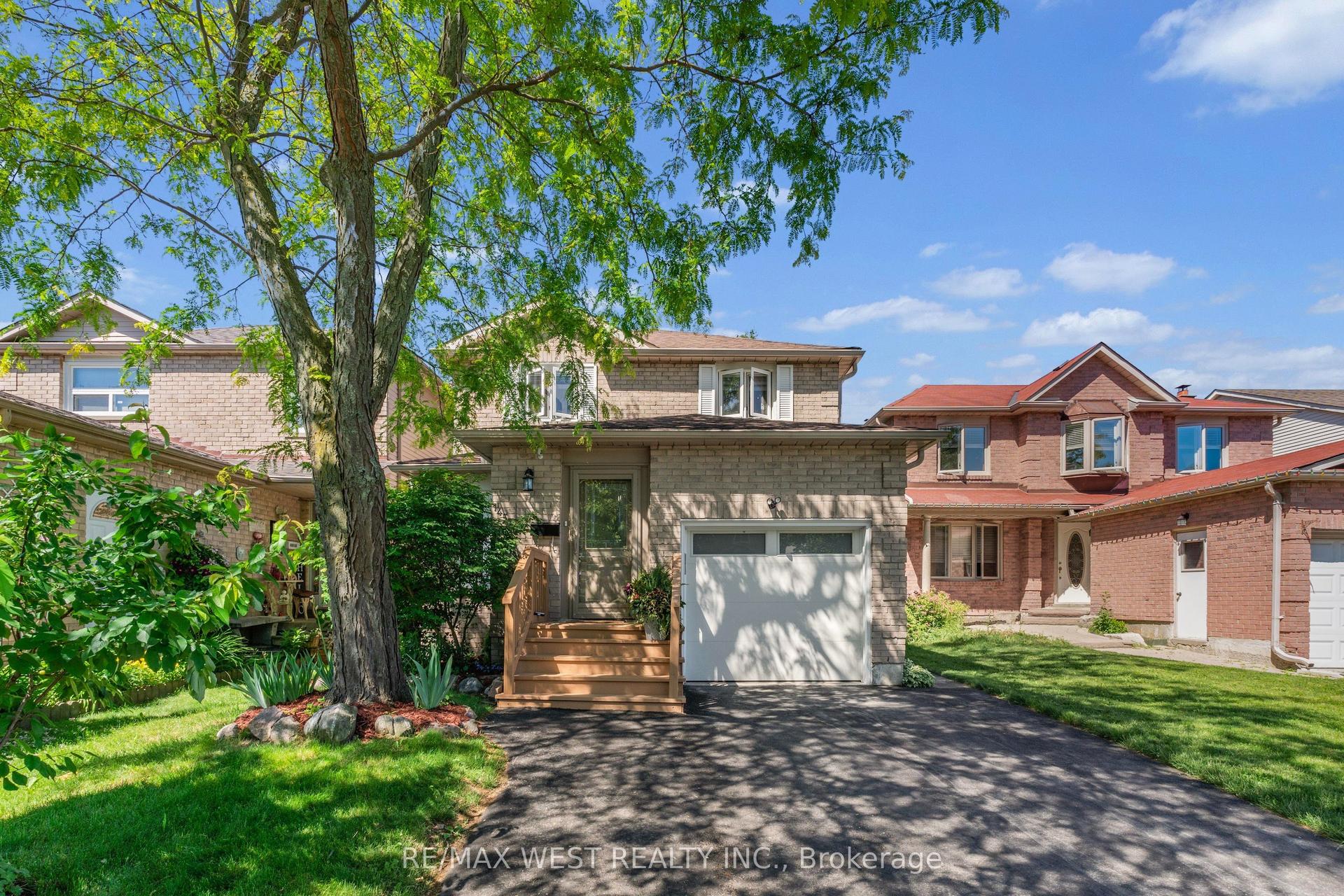 1457 Anton Square — photo 1
