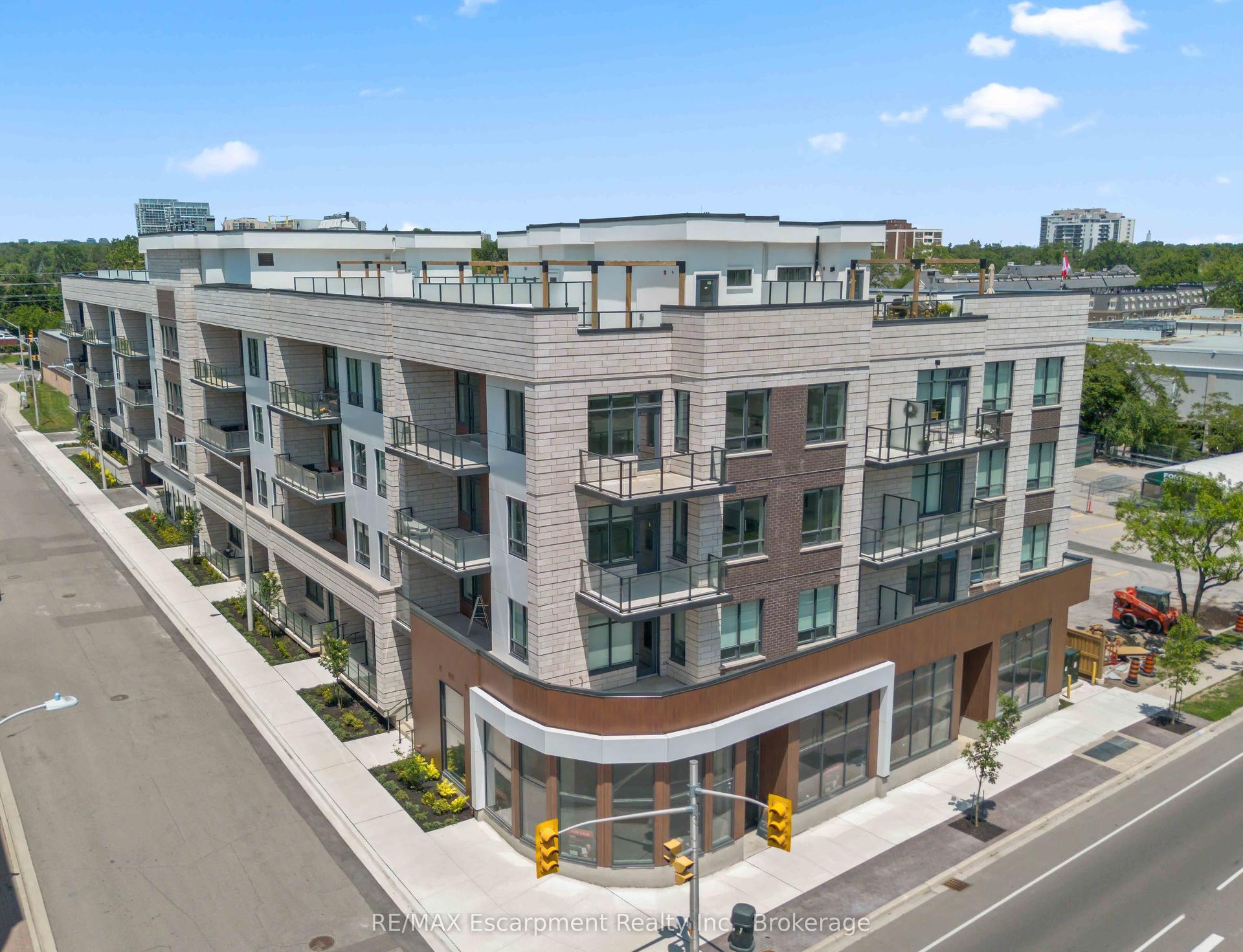 123 Maurice Drive 216 #216, Oakville — Condo for sale, photo 1