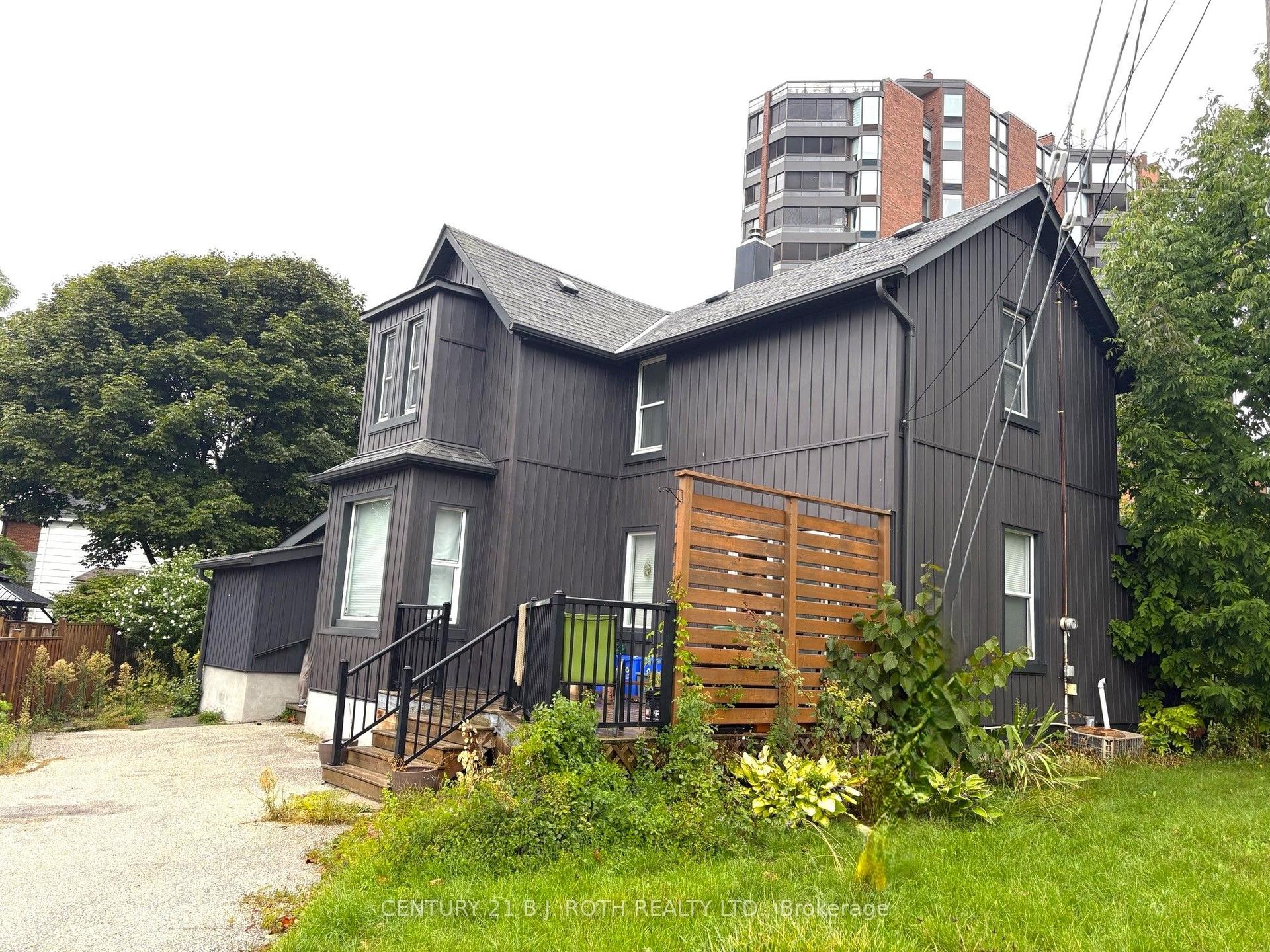 253 Dunlop Street E, Barrie — Detached for sale, photo 1