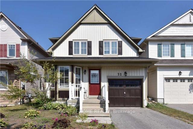 32 Donlevy Crescent, Whitby — Detached for lease, photo 1
