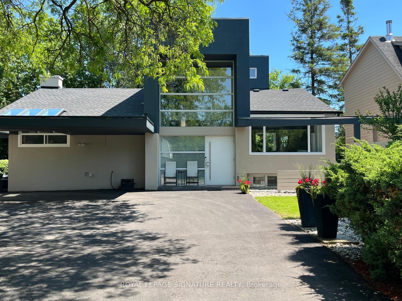 90 Berkinshaw Crescent, Toronto — Detached for sale, photo 1