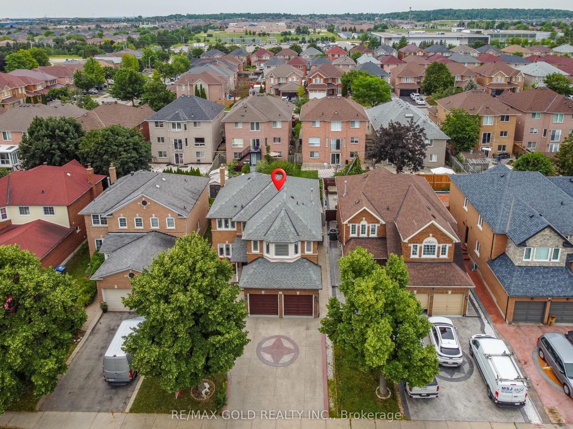 72 Rainforest Drive, Brampton — Detached for sale, photo 1