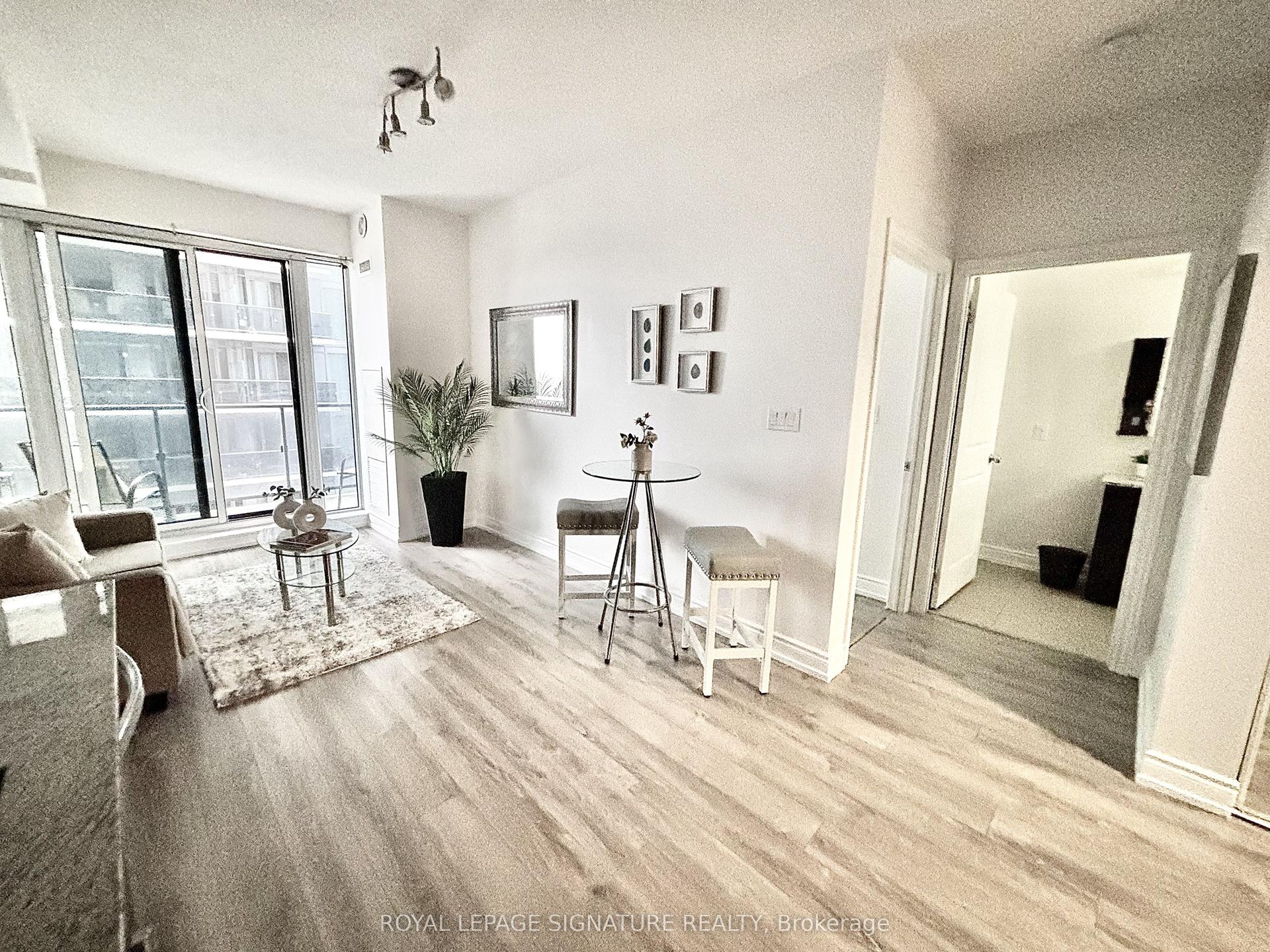 9600 Yonge Street 710 #710 — photo 1