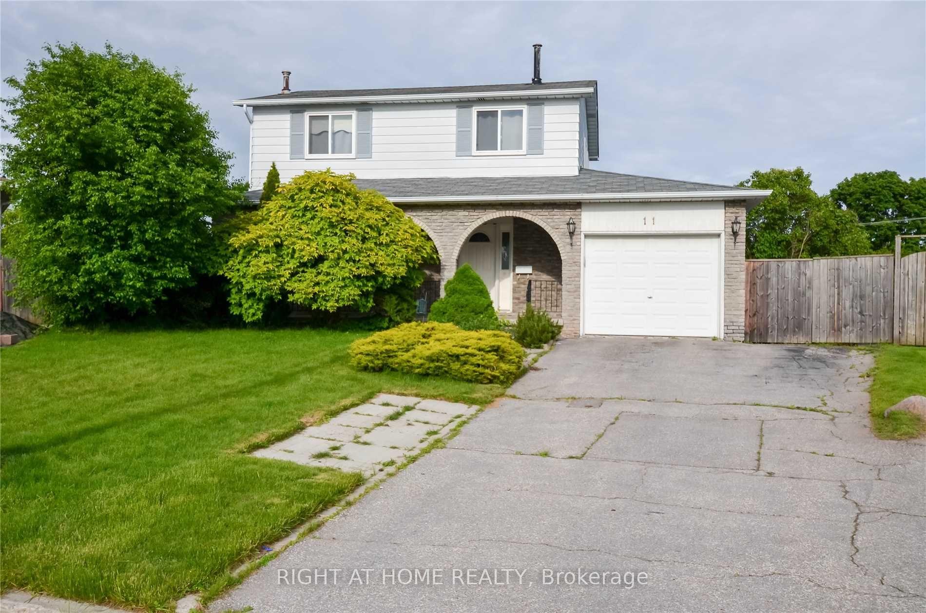 11 Kinnison Court, Ajax — Detached for lease, photo 1